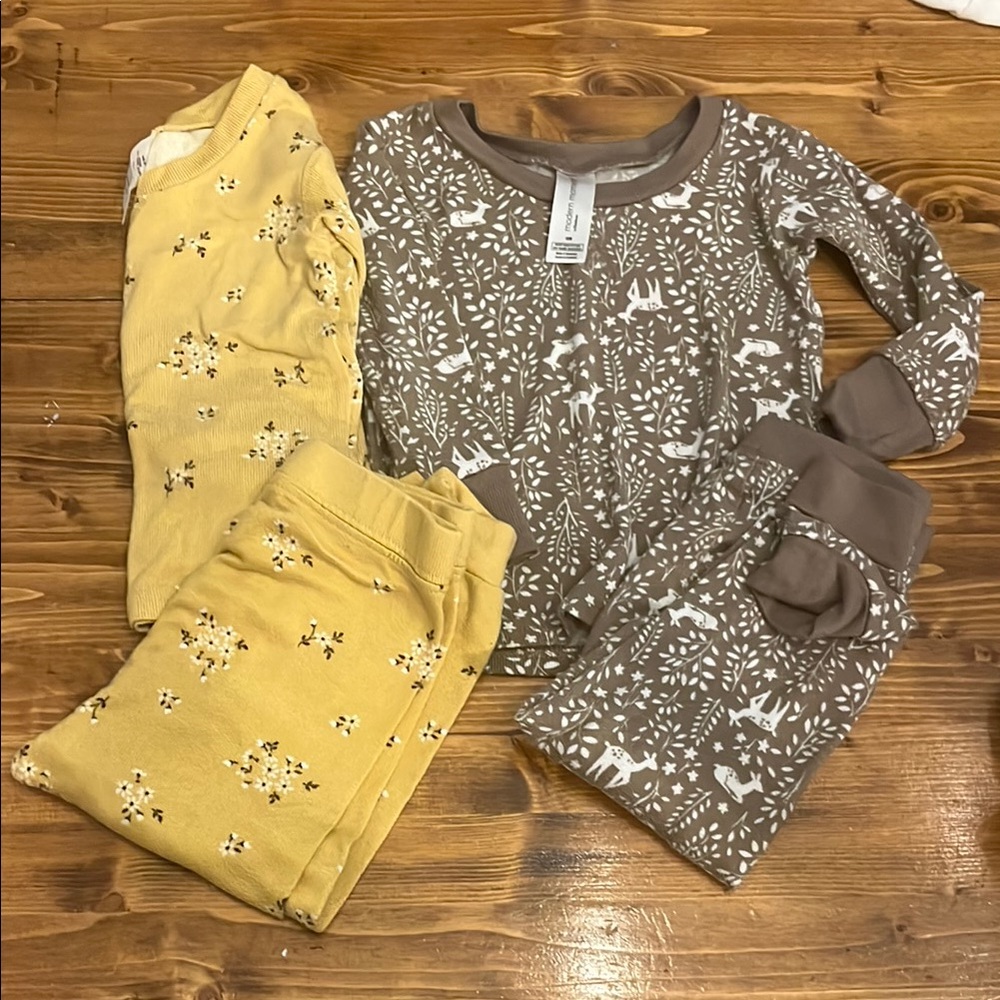 Kids Pajamas Set in Brown and Yellow